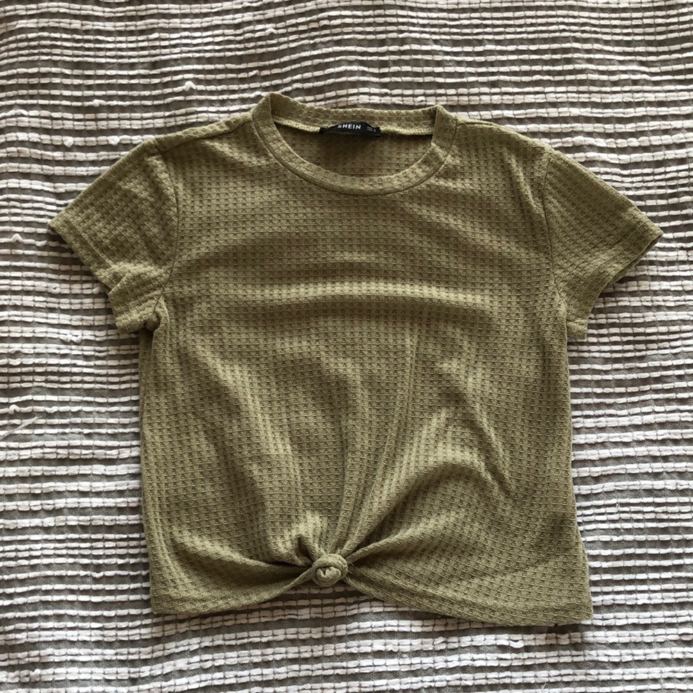 SHEIN green waffle texture shirt